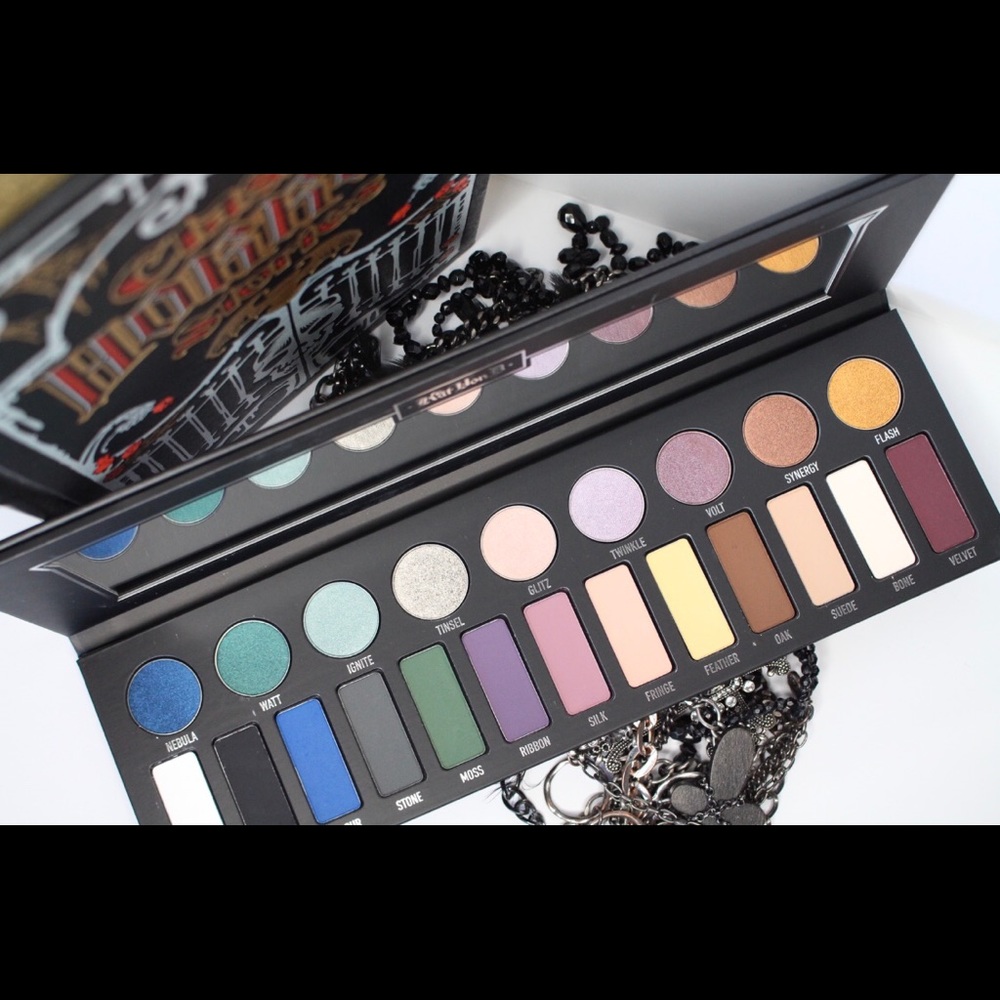 KAT VON D METAL MATTE (BRAND NEW)